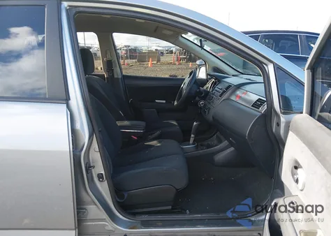 2010 Nissan Versa 1.8S z USA, uszkodzony, nr VIN 3N1BC1AP9AL437021